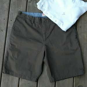 NWOT men's Brown Khaki Shorts